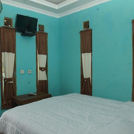 Omah Sundak Homestay Tepus Exterior photo